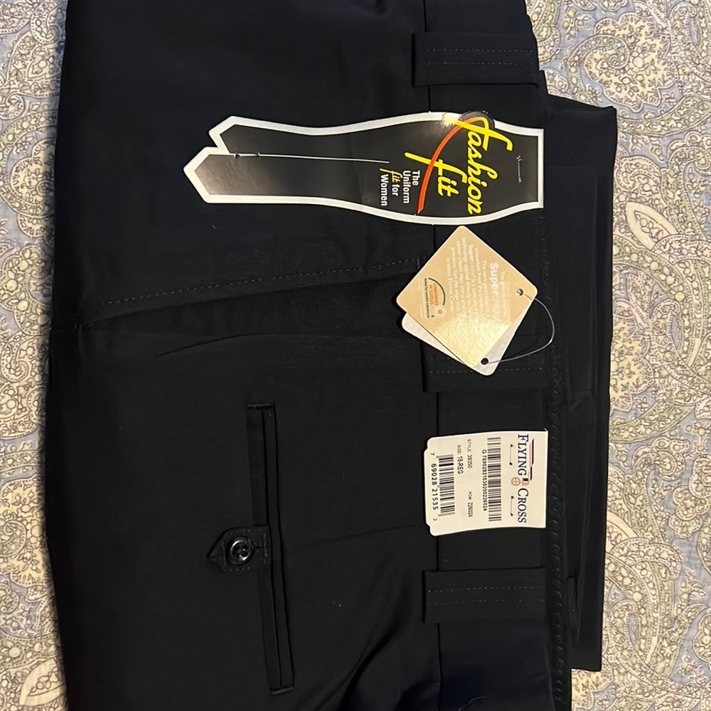 Brand new with tags Women’s tactical pants size 18 regular unhemmed